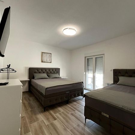 Ivanica Twin Apartments מראה חיצוני תמונה