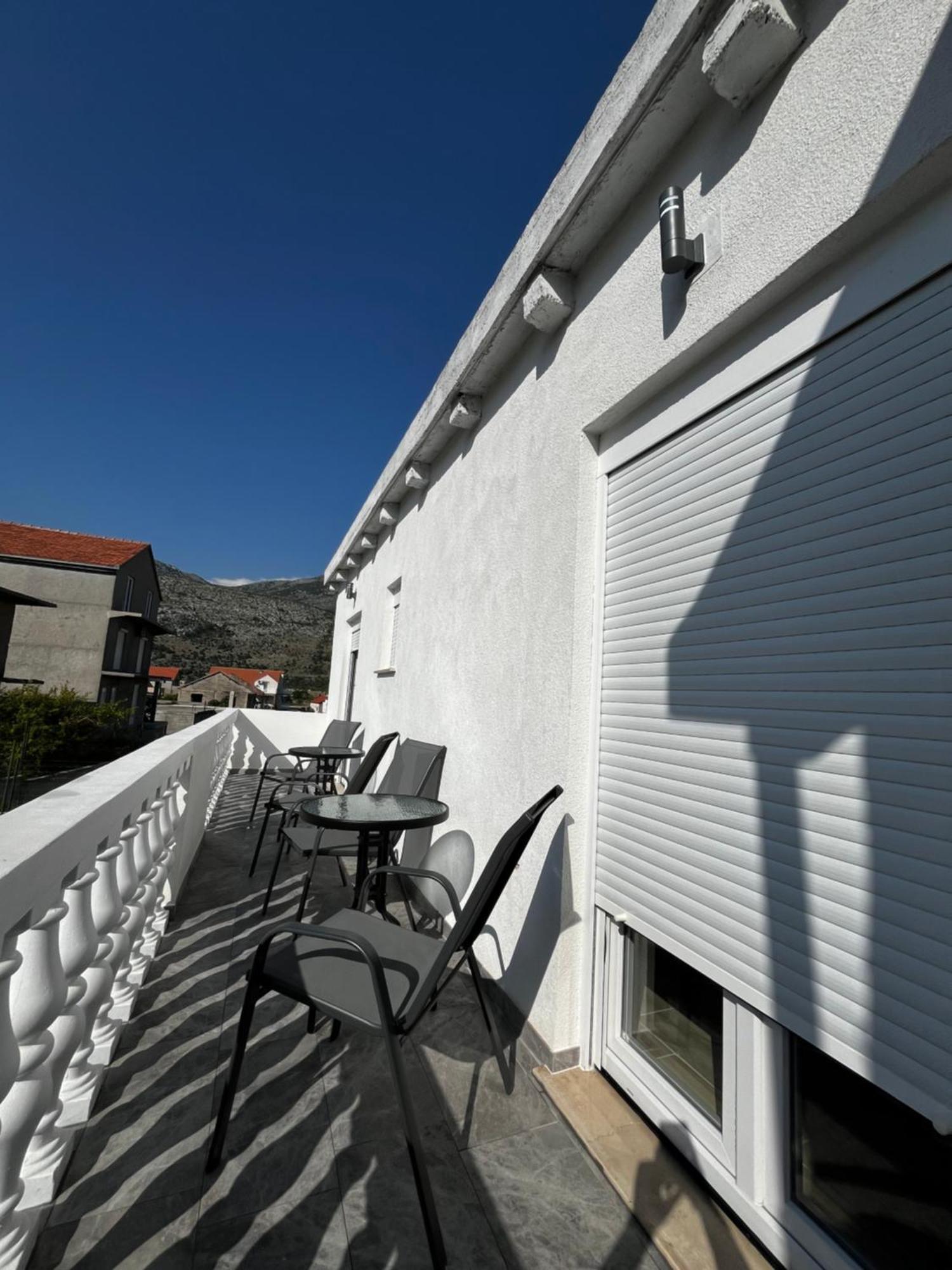 Ivanica Twin Apartments מראה חיצוני תמונה