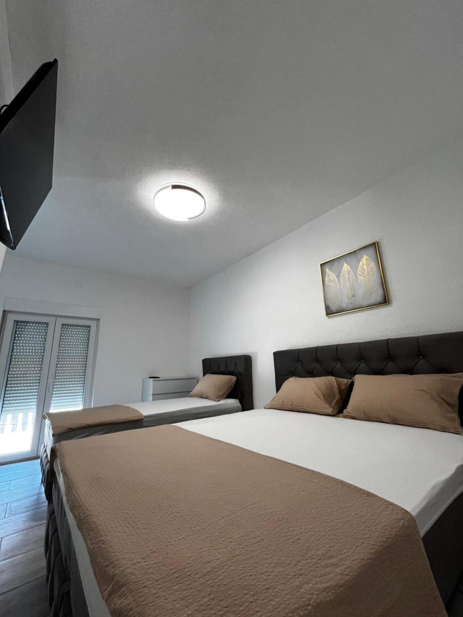 Ivanica Twin Apartments מראה חיצוני תמונה